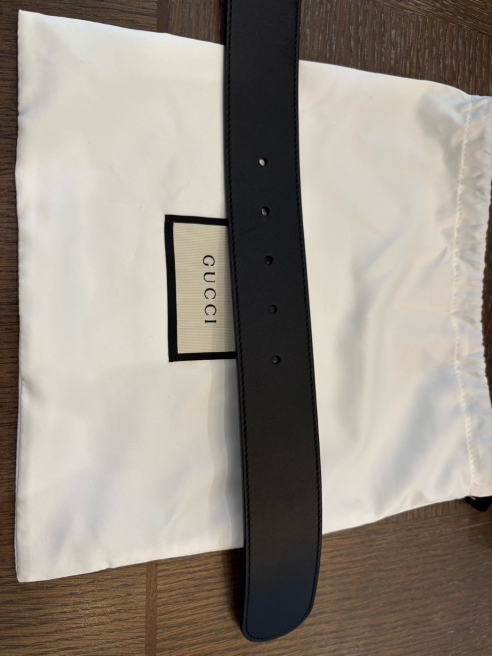 Gucci Wide Black Leather Belt with Gold Double G Logo Buckle - Picture 5 of 12